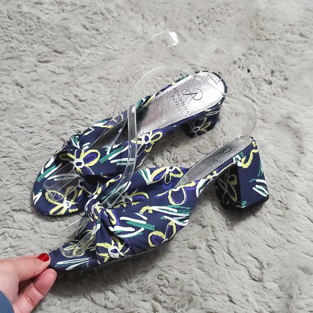 Adrianna Papell floral block heels size 8